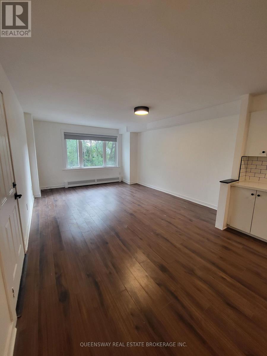 2 - 965 EGLINTON AVENUE W