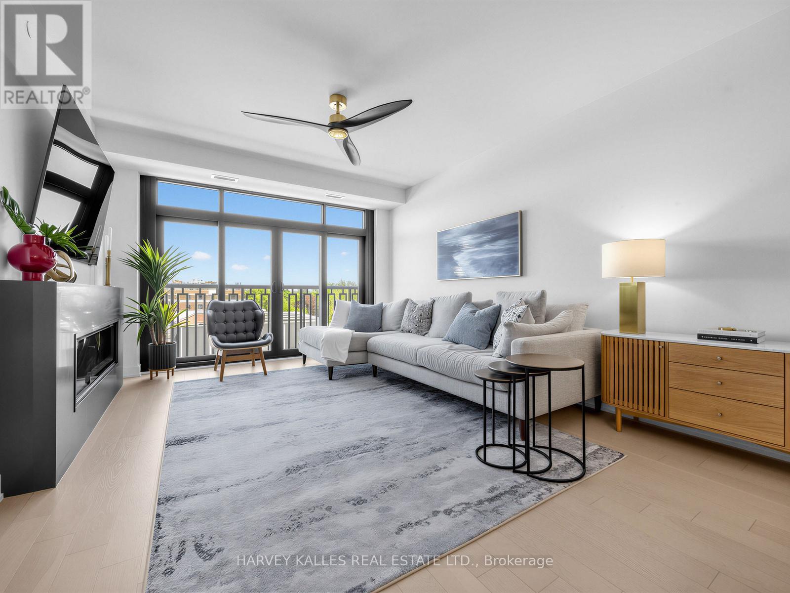 605 - 1 STRATHGOWAN AVENUE