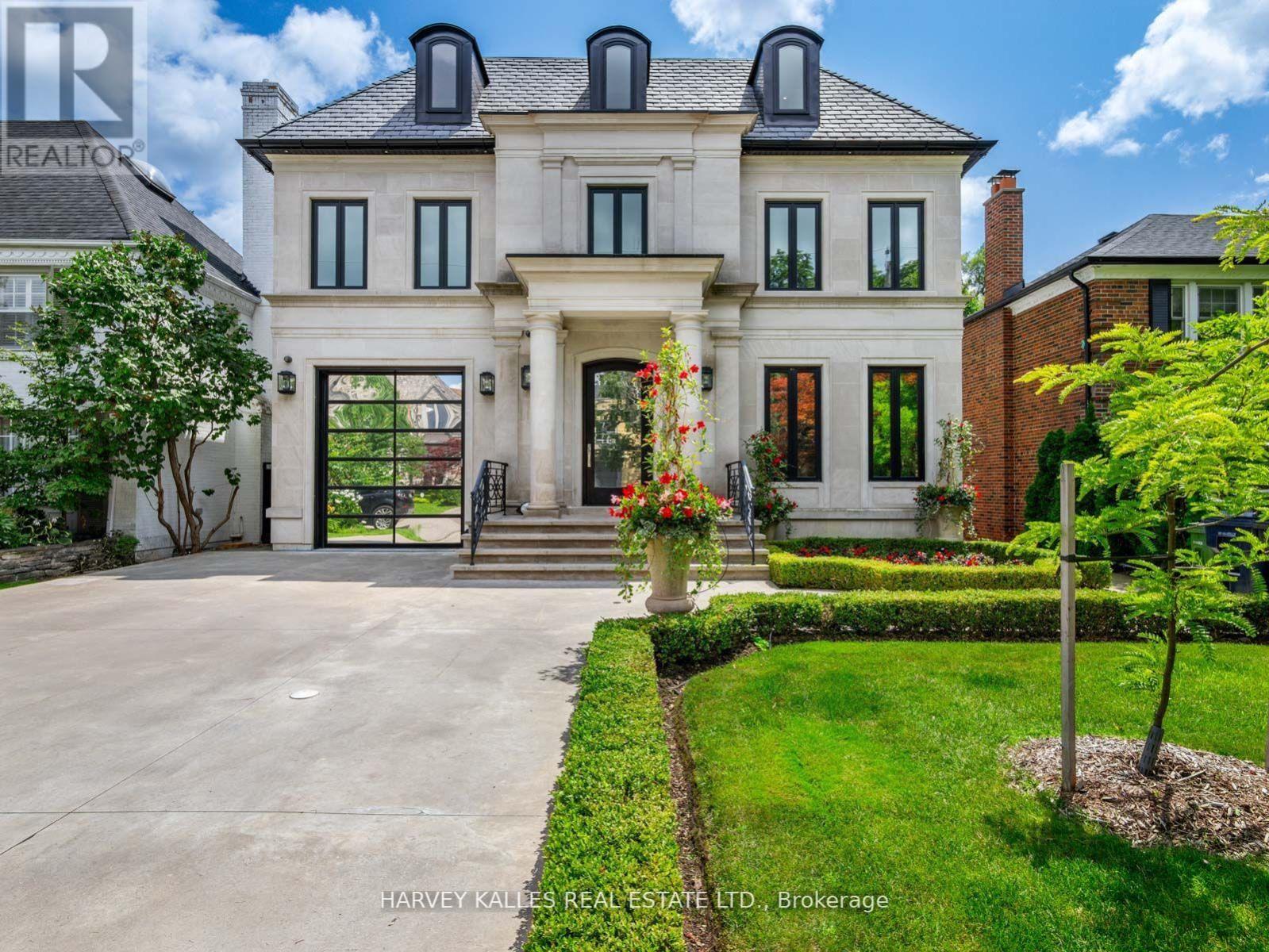 327 CORTLEIGH BOULEVARD