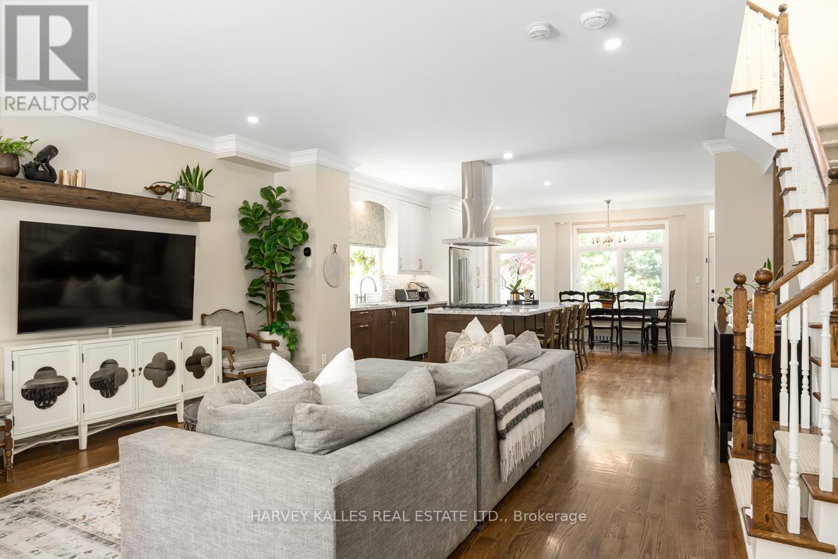 526 MELROSE AVENUE