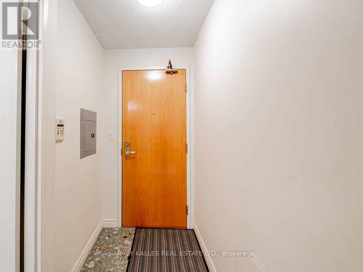 1101 - 43 EGLINTON AVENUE E