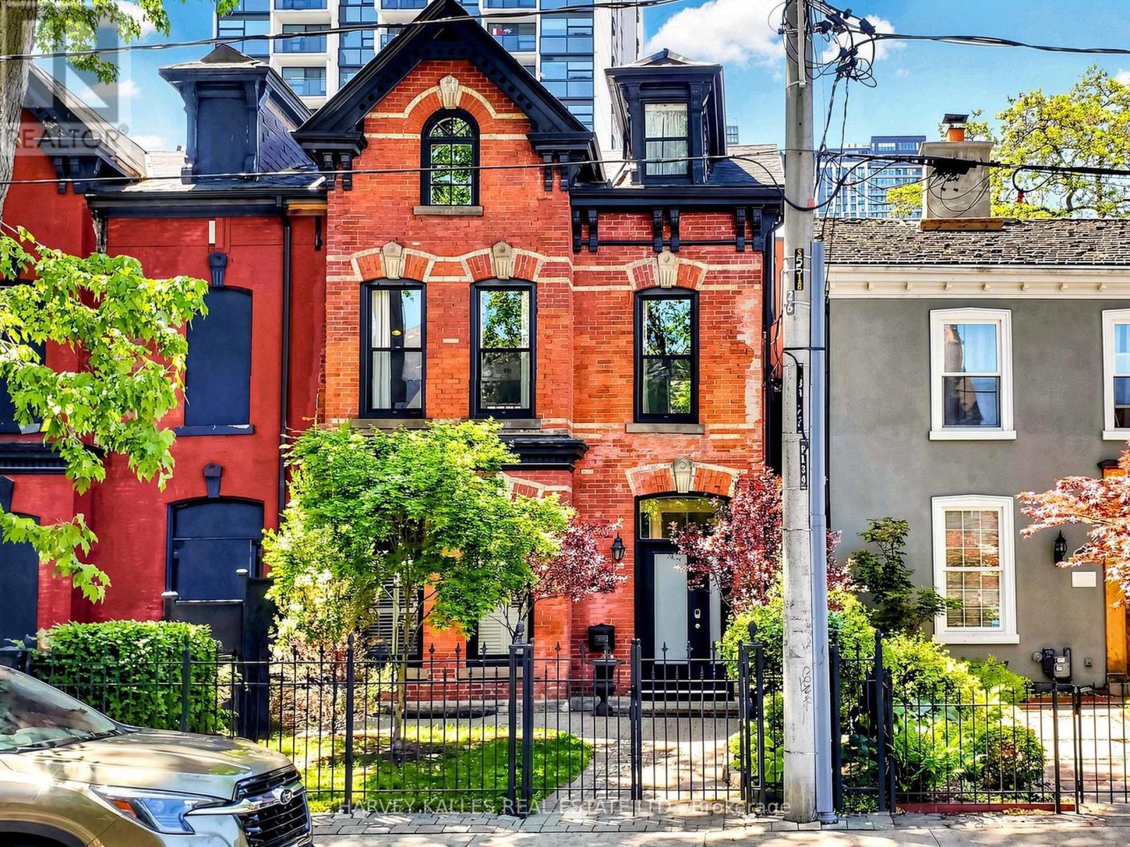 2 - 134 SEATON STREET