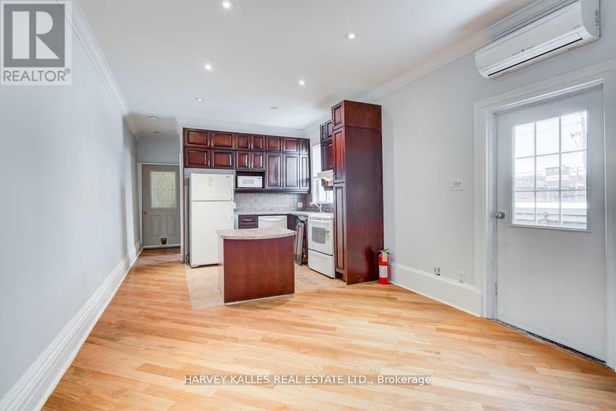 2 - 1098 BATHURST STREET