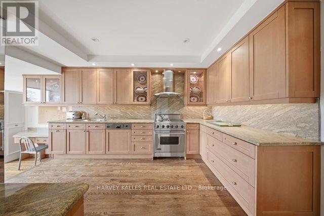 603/604 - 150 HEATH STREET W