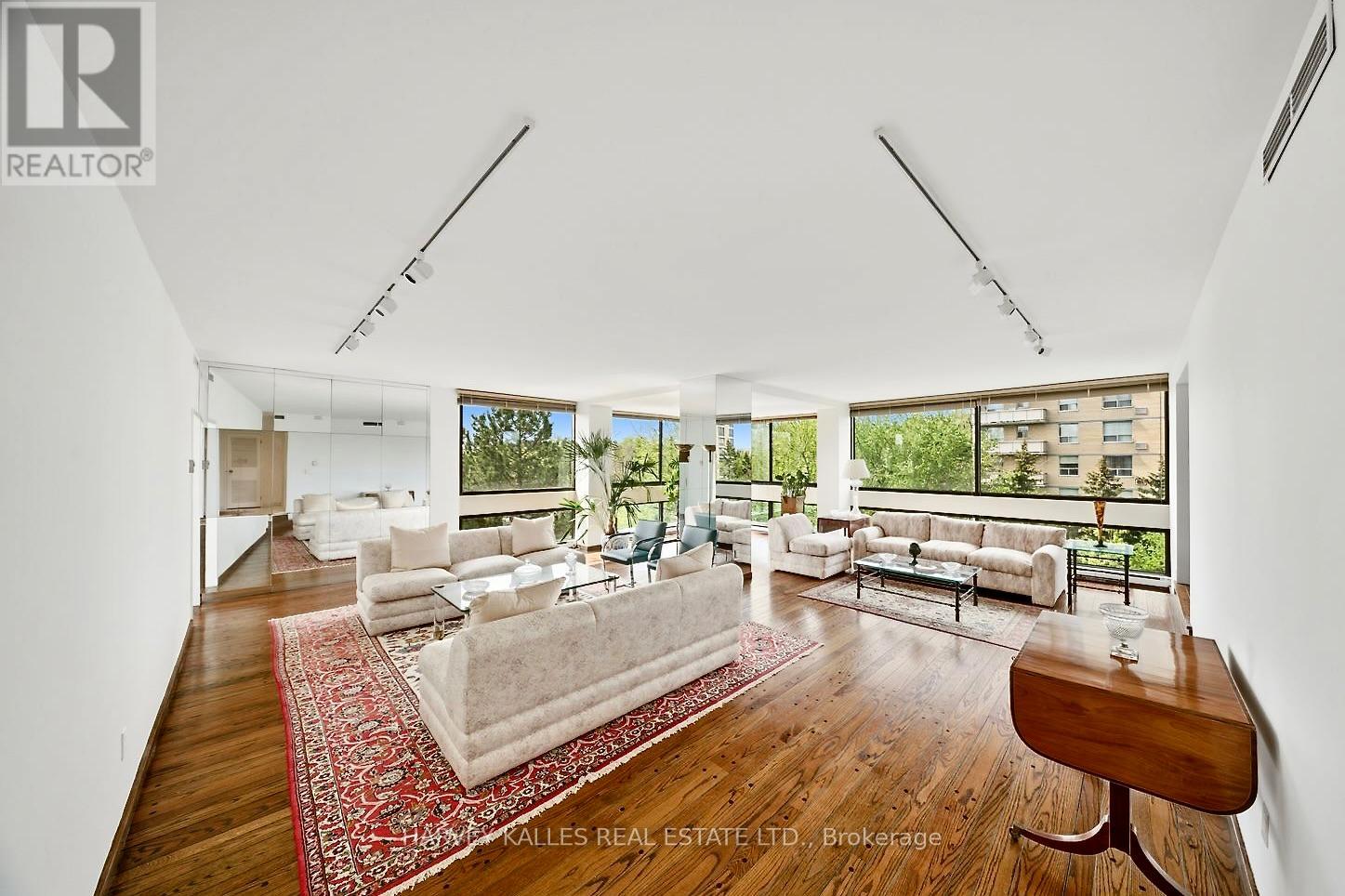 603/604 - 150 HEATH STREET W