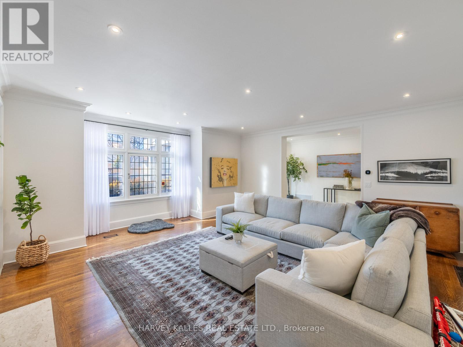 90 OLD FOREST HILL ROAD
