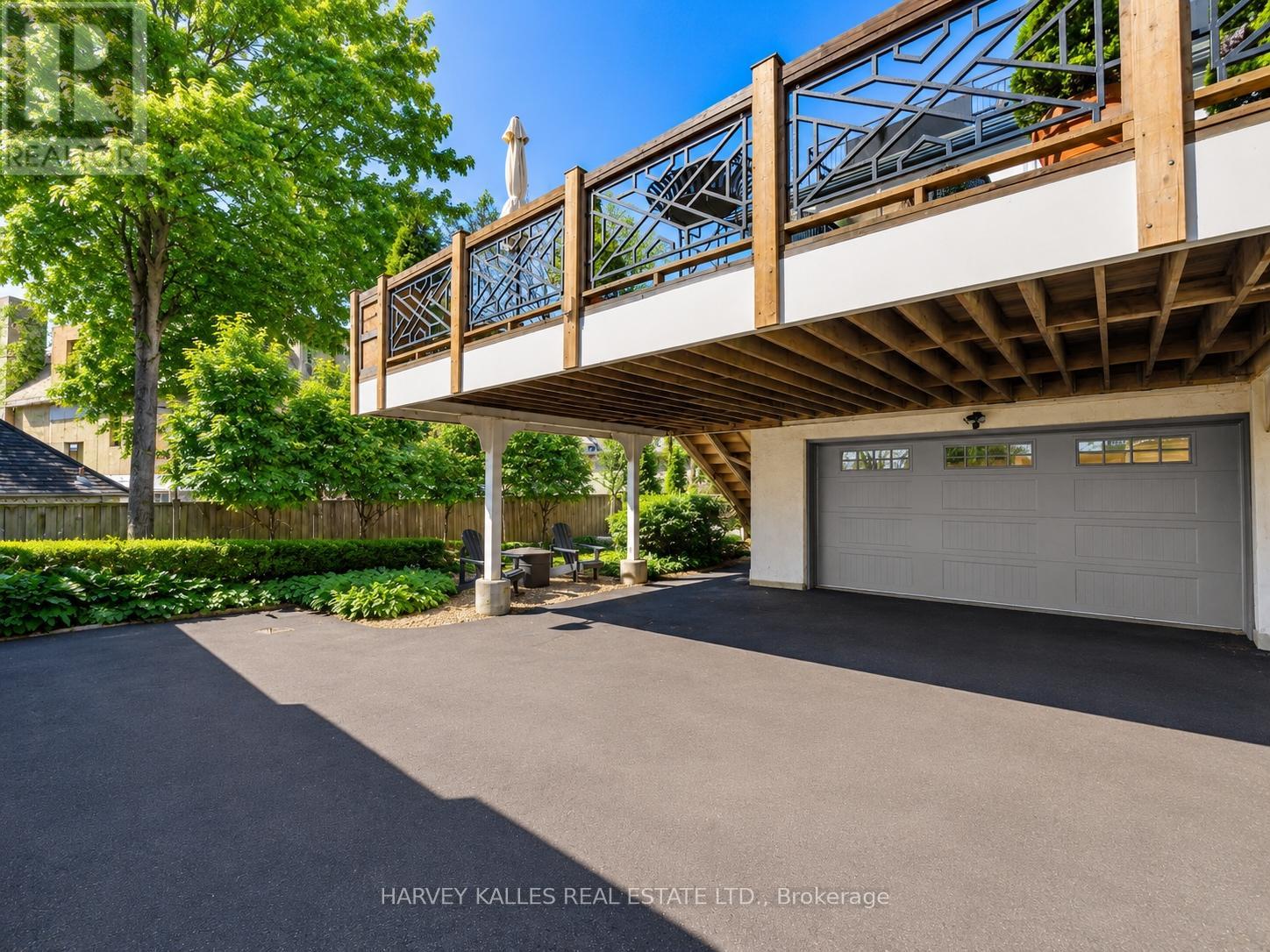 90 OLD FOREST HILL ROAD