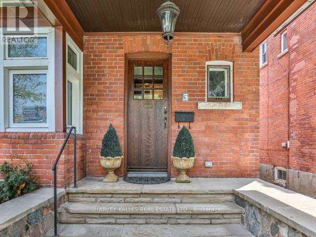 2ND FLR - 3 GLENCAIRN AVENUE