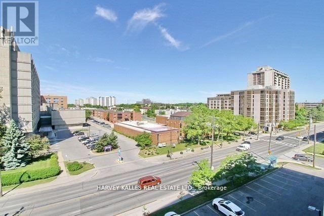 602 - 3555 BATHURST STREET