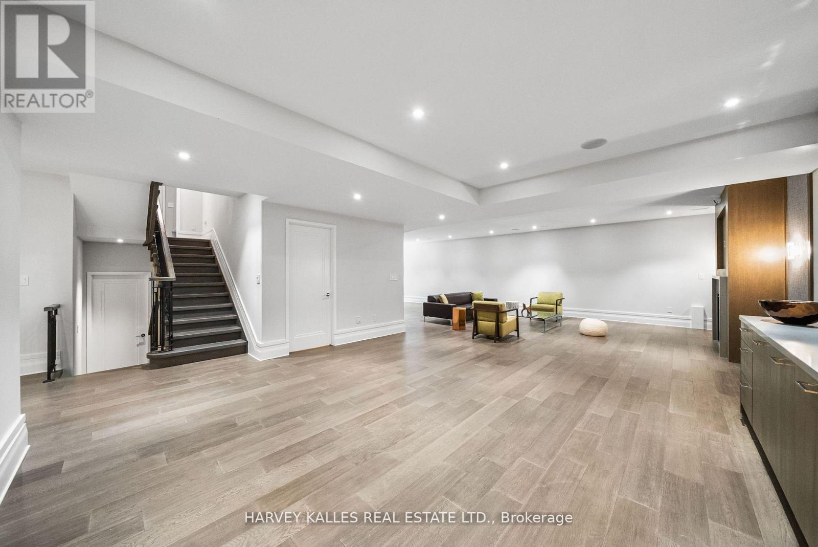 163 CORTLEIGH BOULEVARD