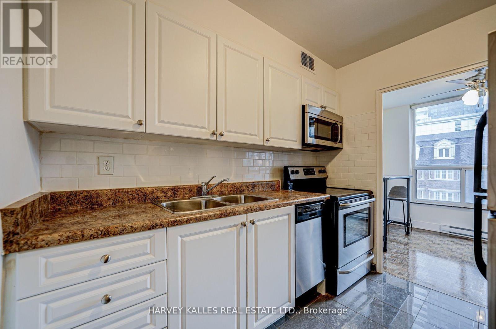 101 - 133 ERSKINE AVENUE