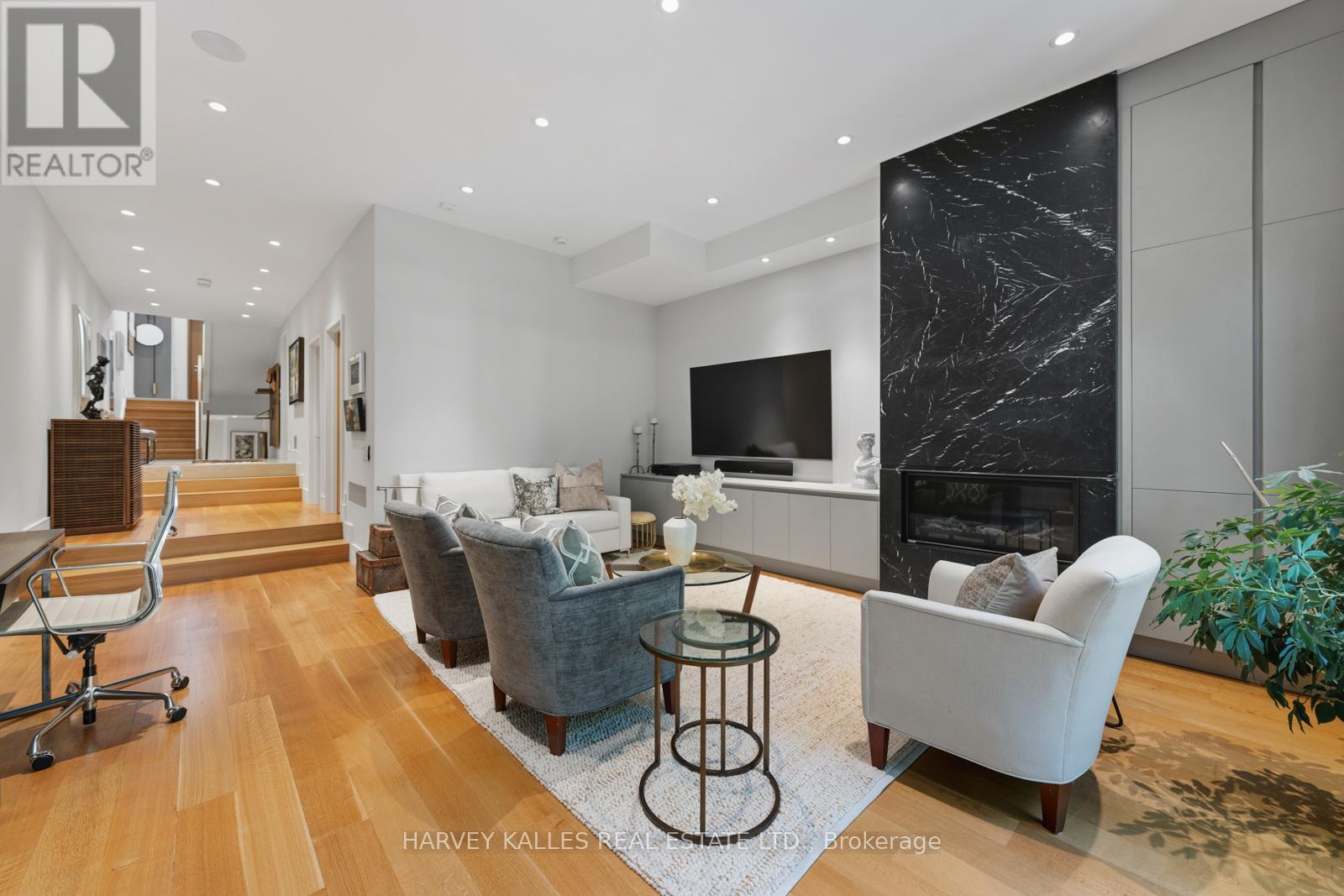 67 HEATH STREET W