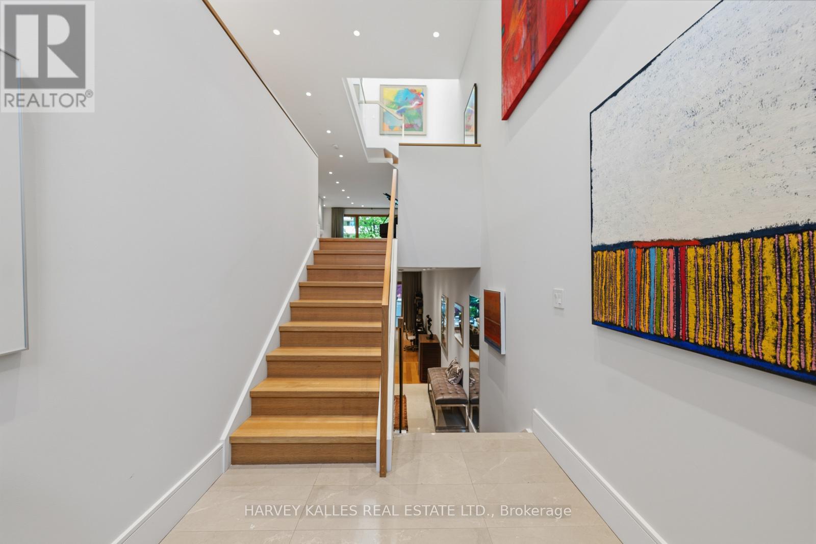 67 HEATH STREET W