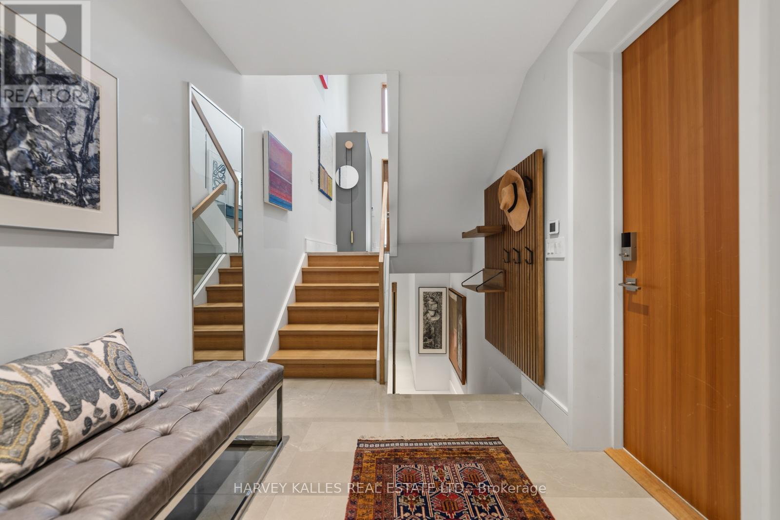 67 HEATH STREET W