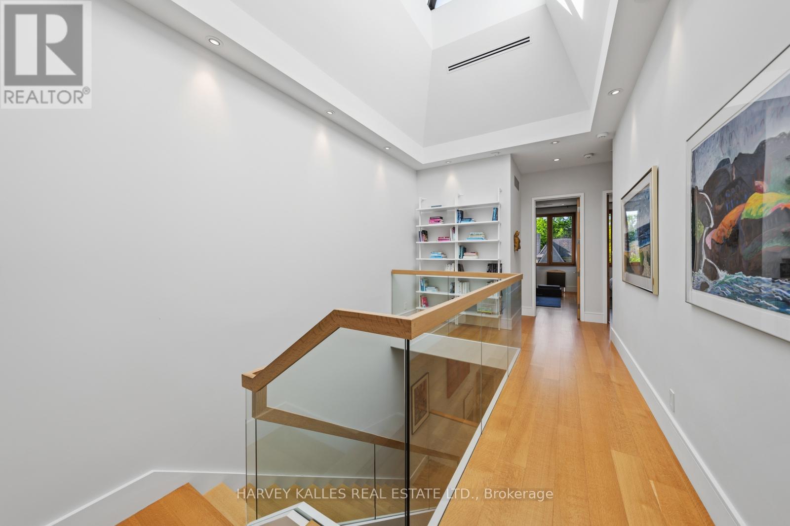 67 HEATH STREET W