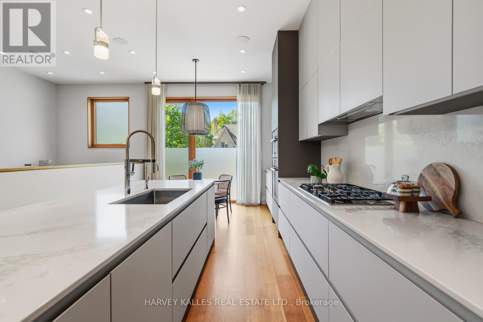 67 HEATH STREET W