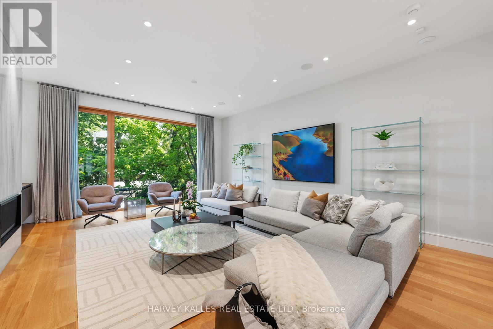67 HEATH STREET W