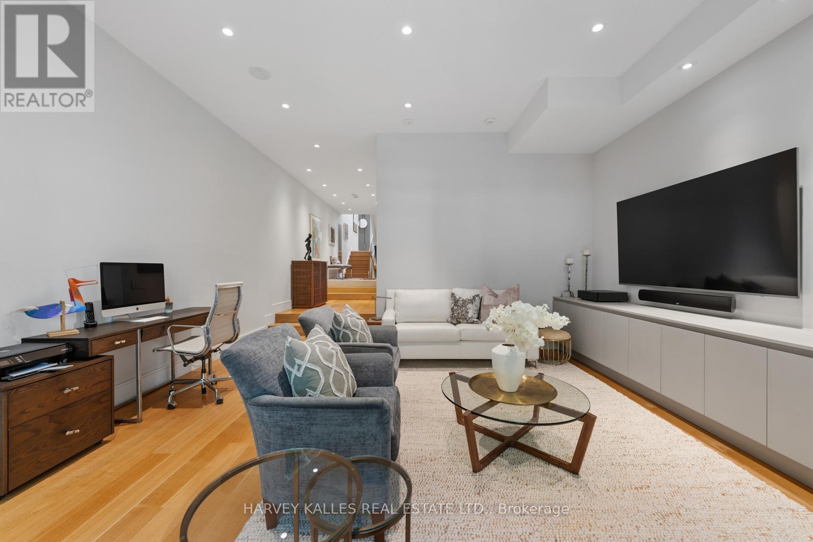 67 HEATH STREET W