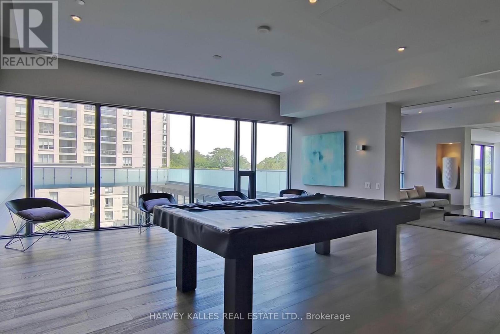 1501 - 1815 YONGE STREET