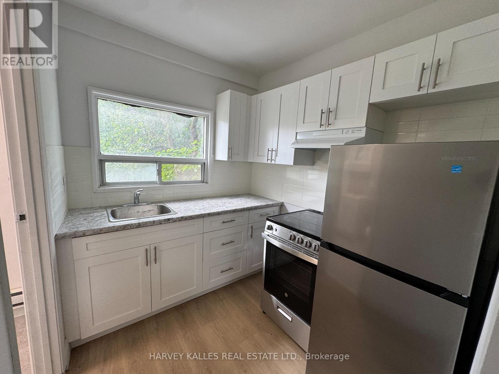 304 - 399 DUPONT STREET