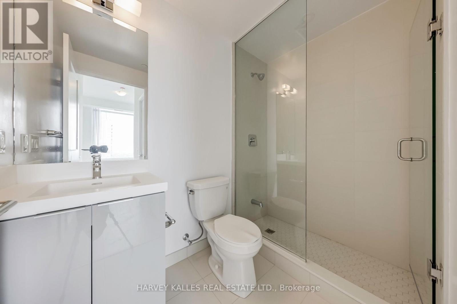 PH17 - 50 DUNFIELD AVENUE