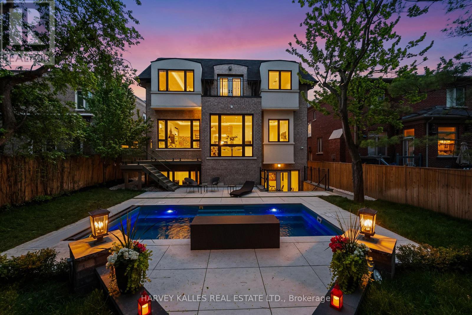 148 MUNRO BOULEVARD