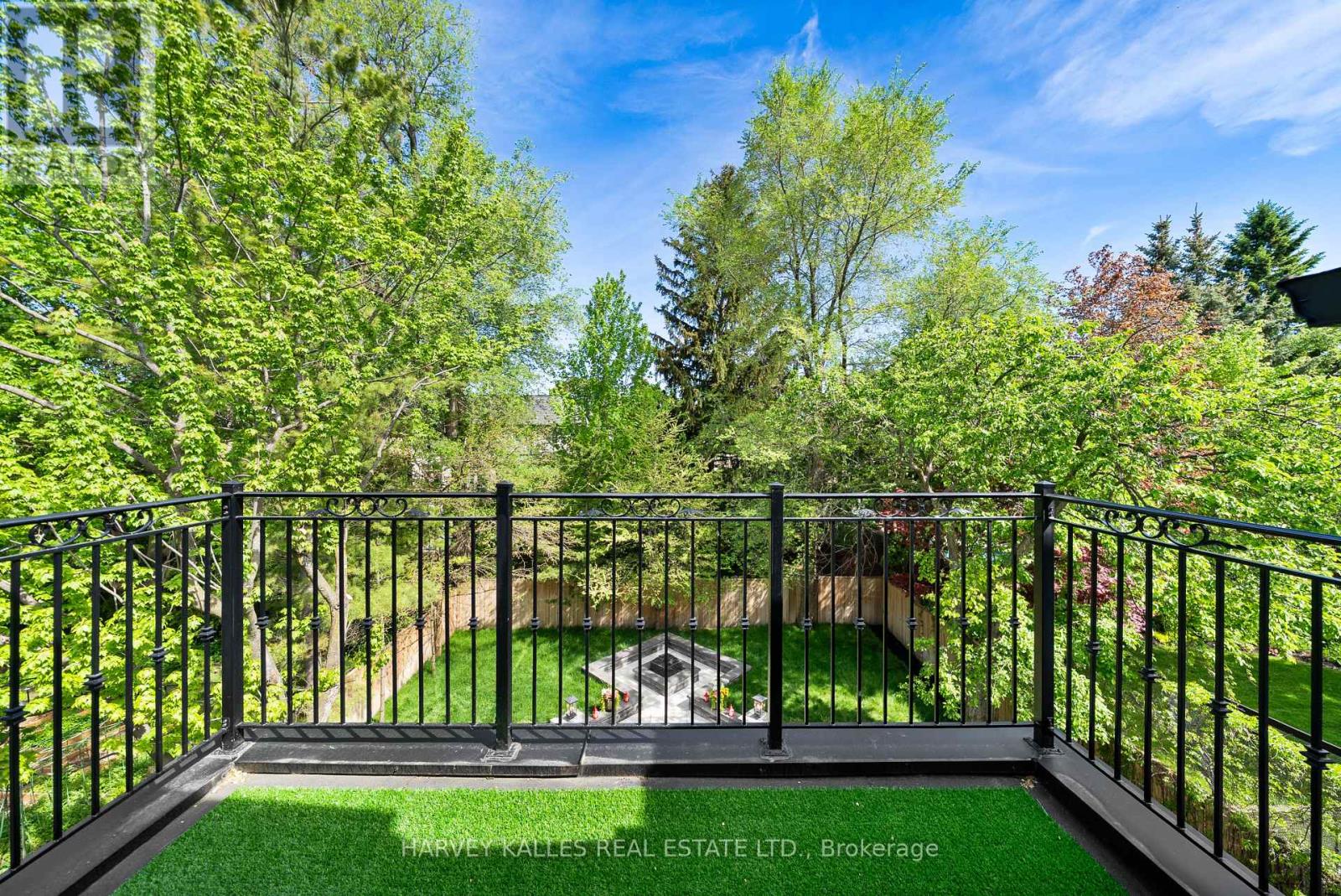 148 MUNRO BOULEVARD