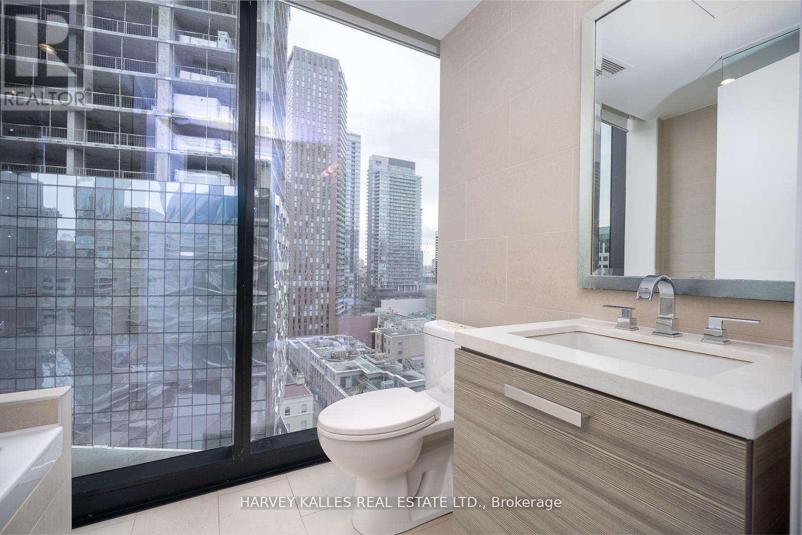 1507 - 224 KING STREET W