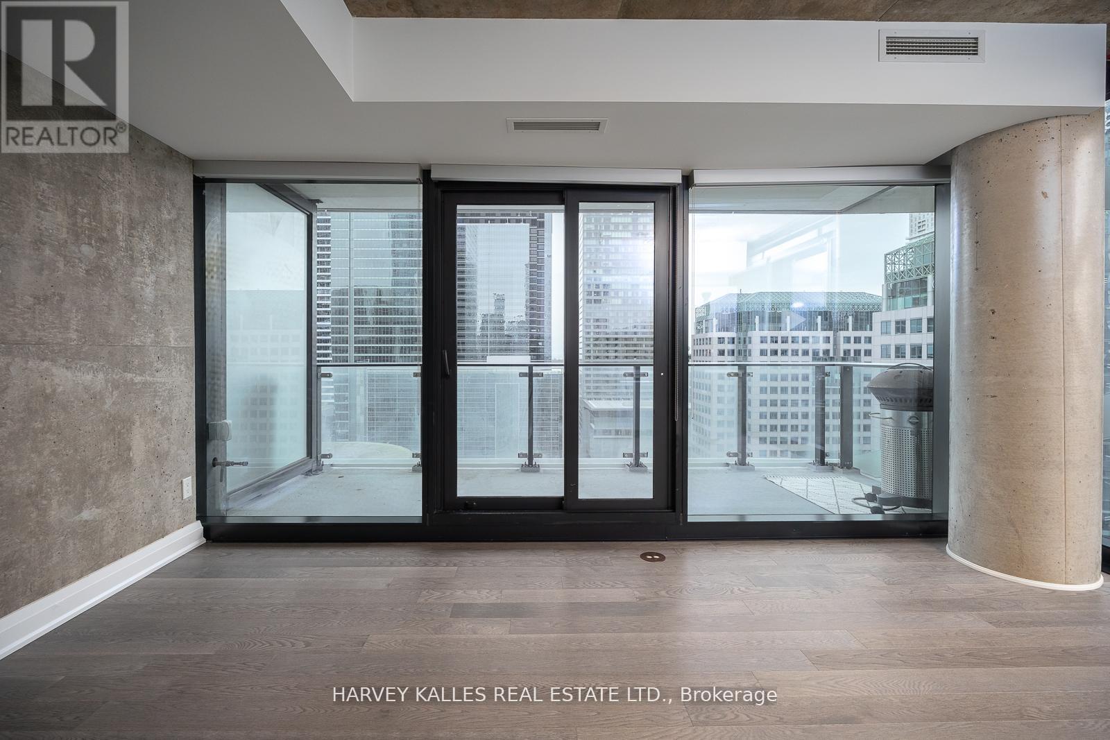 1507 - 224 KING STREET W