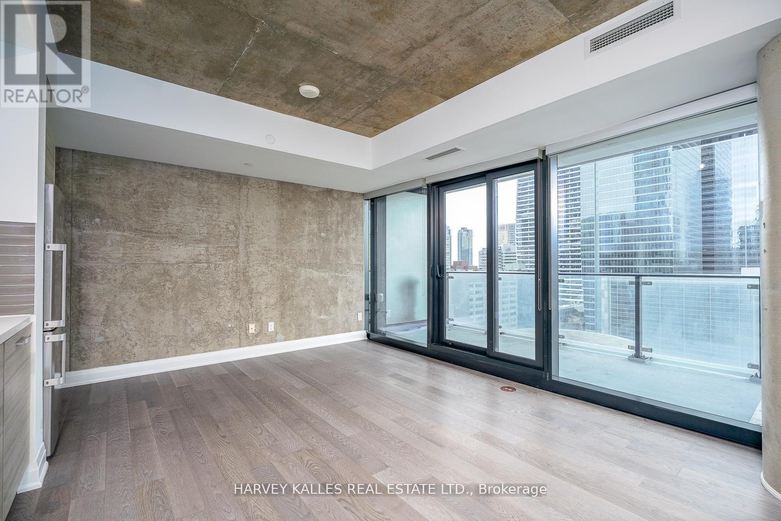 1507 - 224 KING STREET W