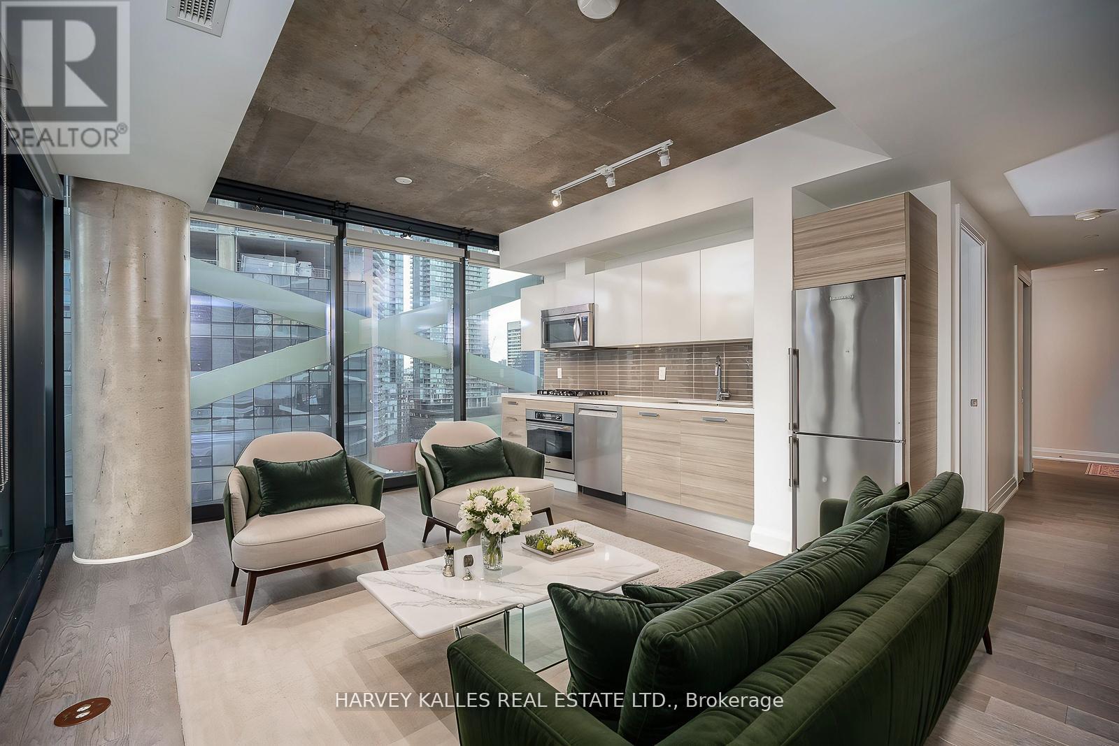 1507 - 224 KING STREET W