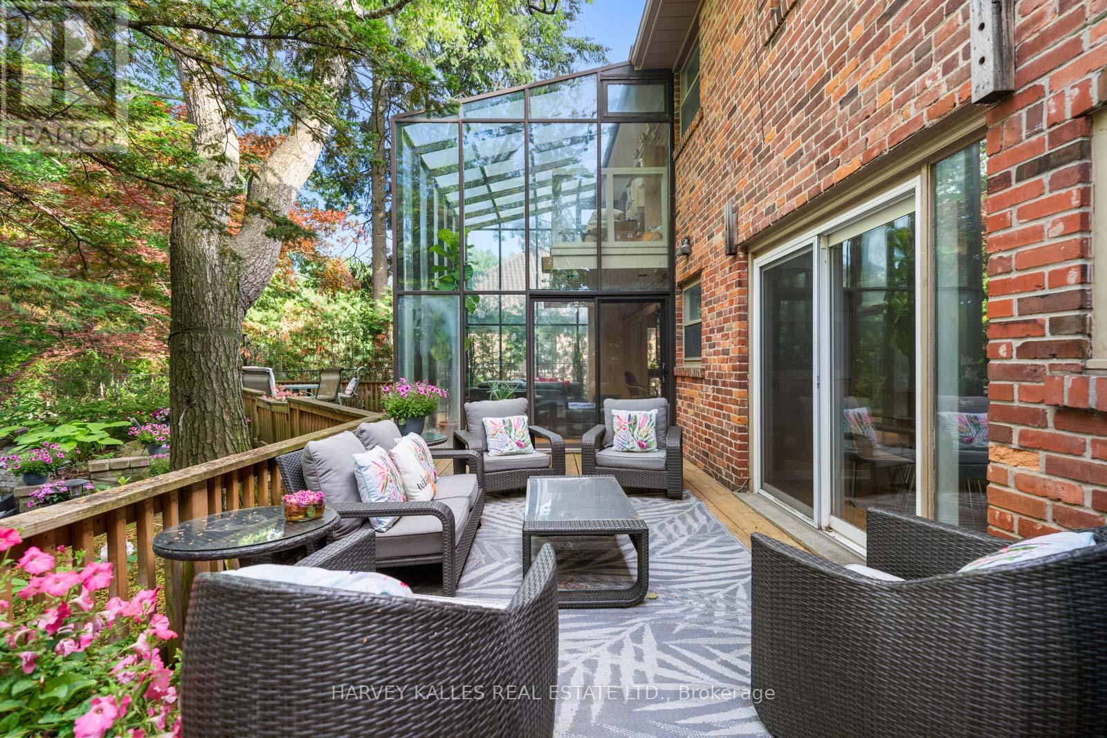 1 VYNER ROAD