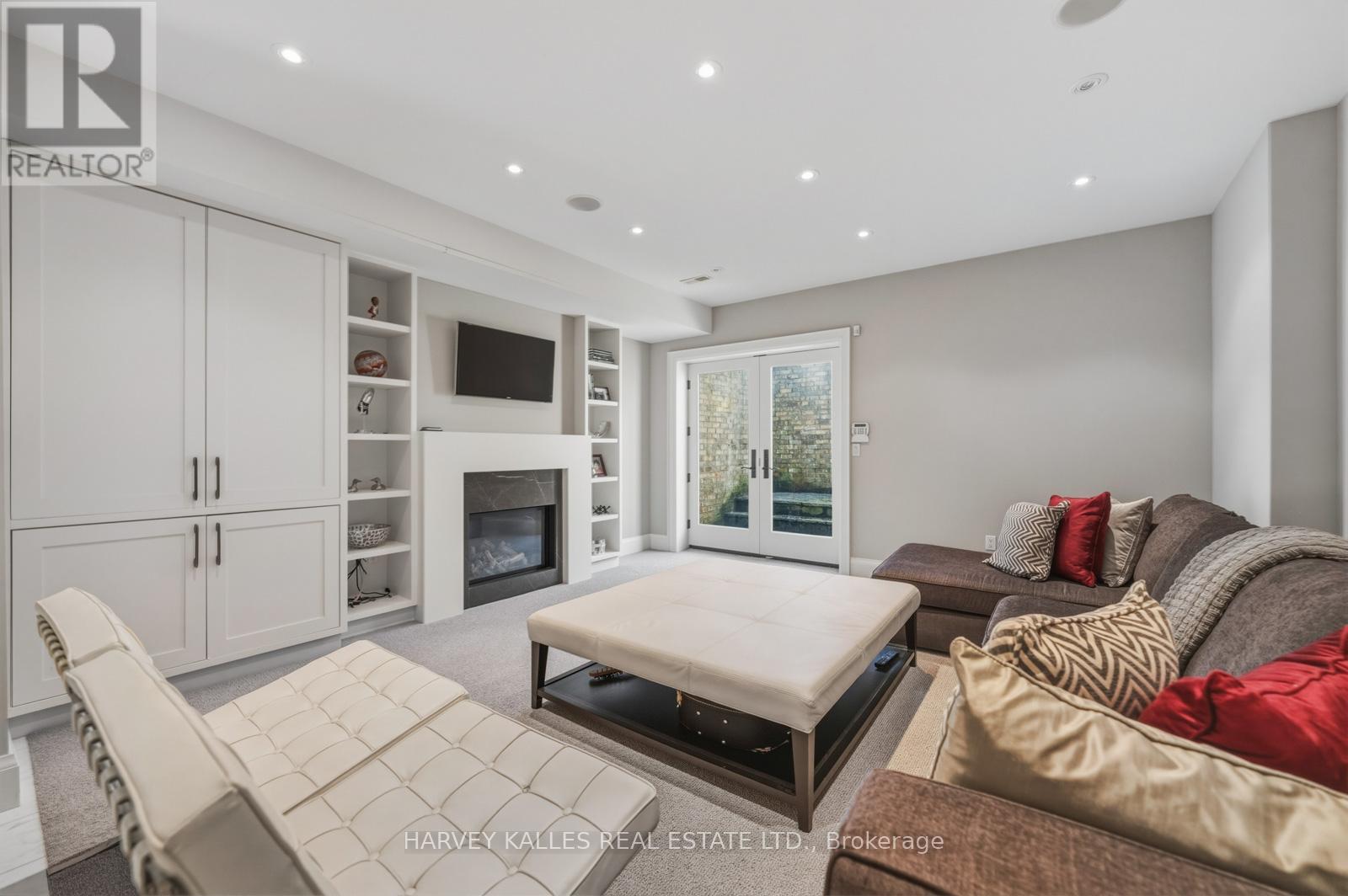 148 DELHI AVENUE