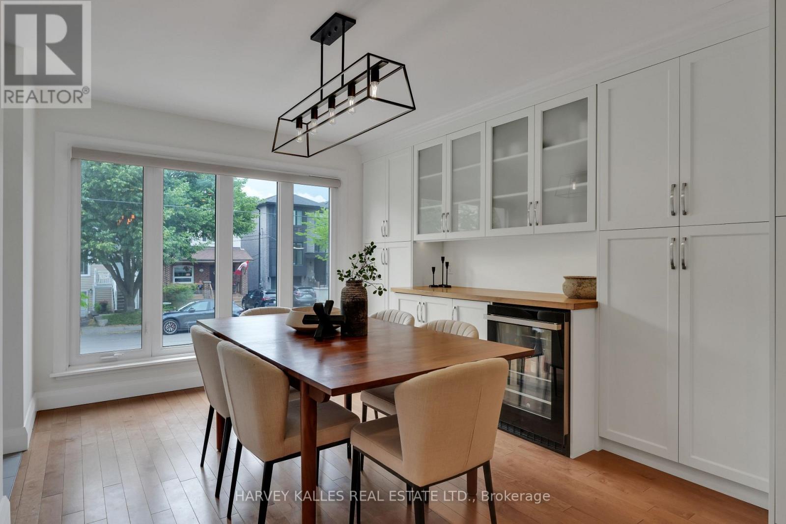 223 GLENFOREST ROAD