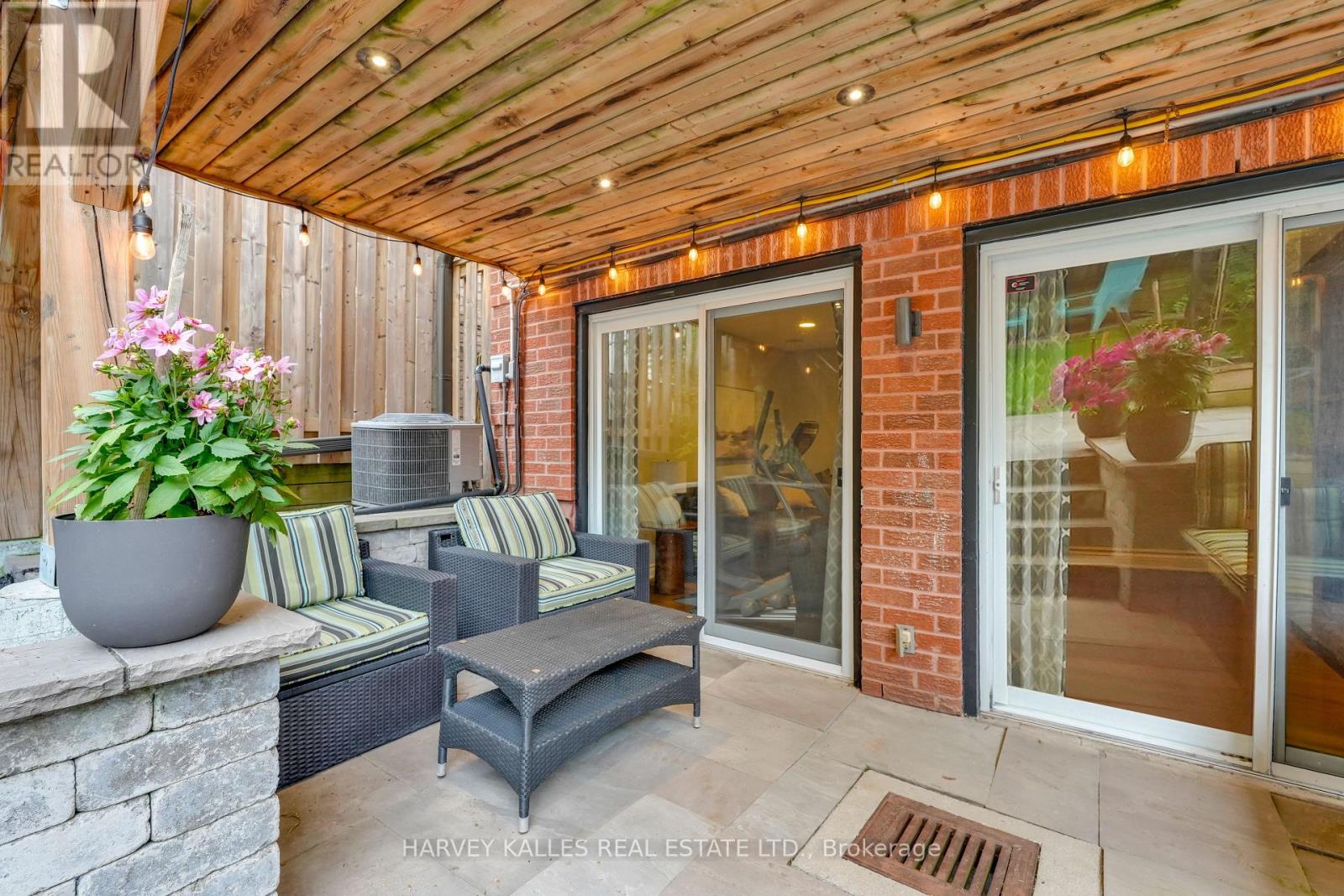 223 GLENFOREST ROAD