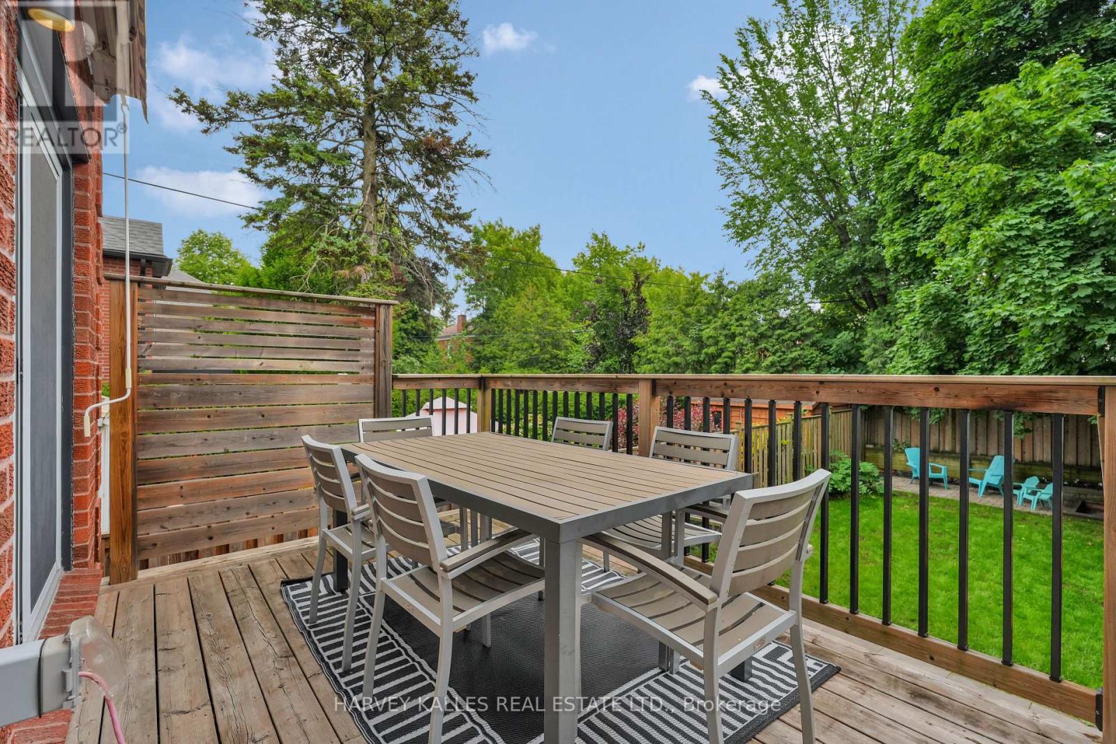 223 GLENFOREST ROAD