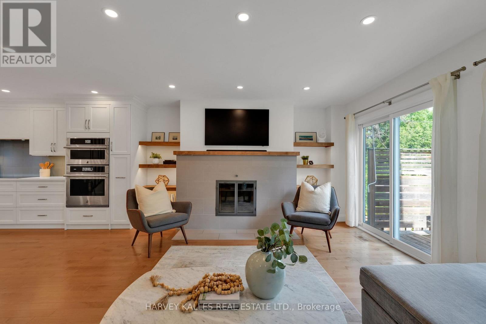 223 GLENFOREST ROAD
