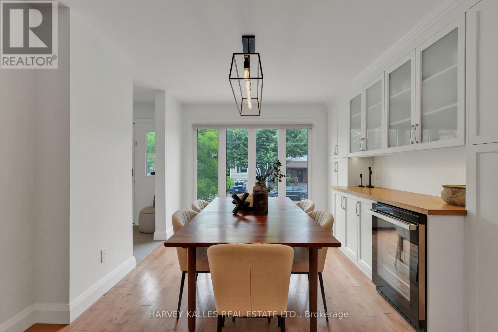 223 GLENFOREST ROAD