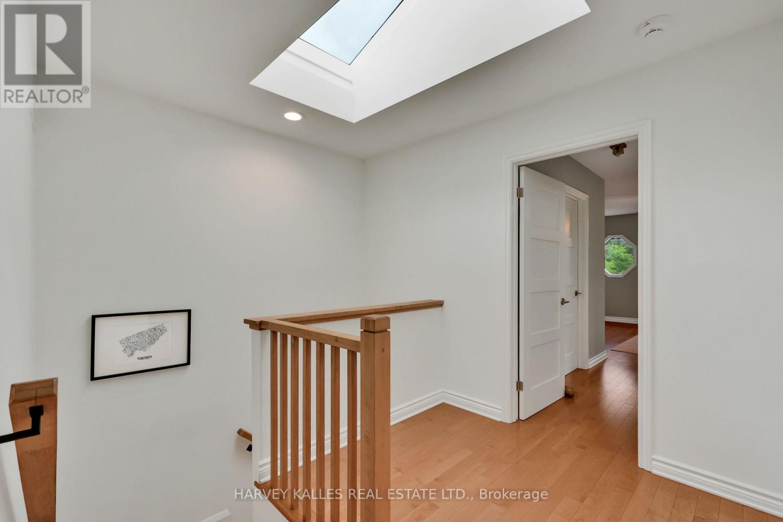 223 GLENFOREST ROAD