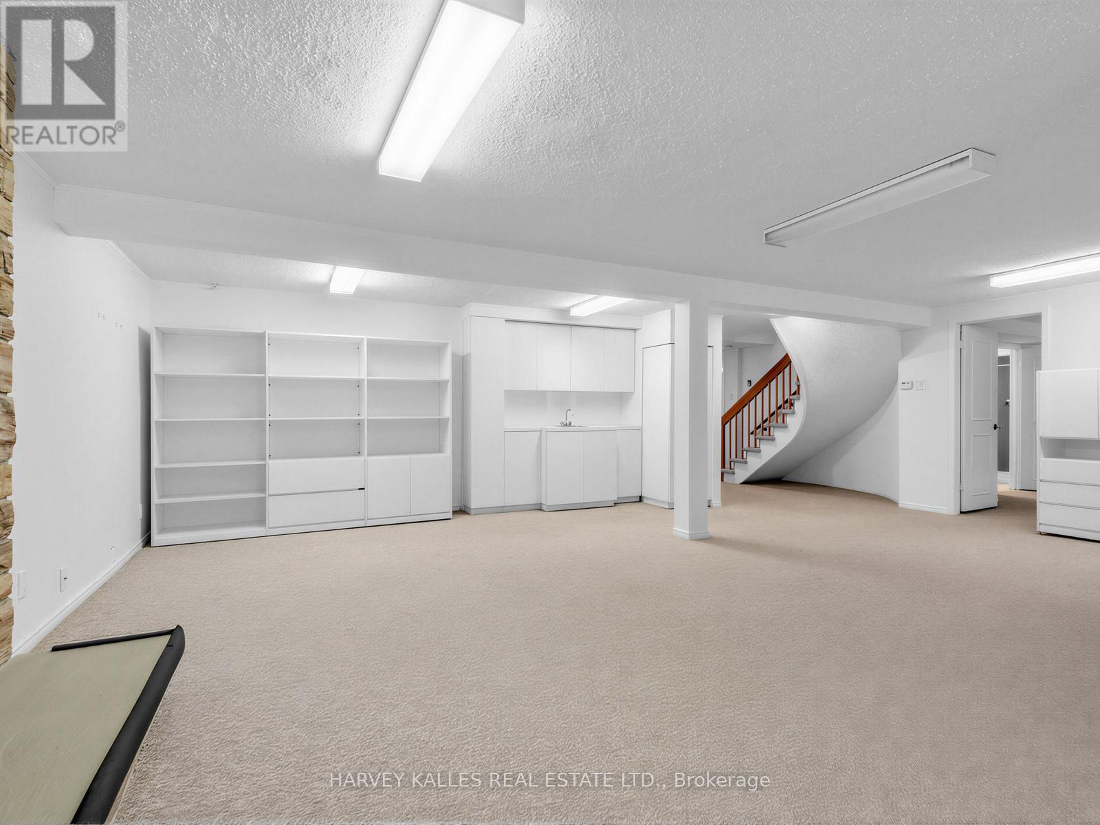 89 AMES CIRCLE