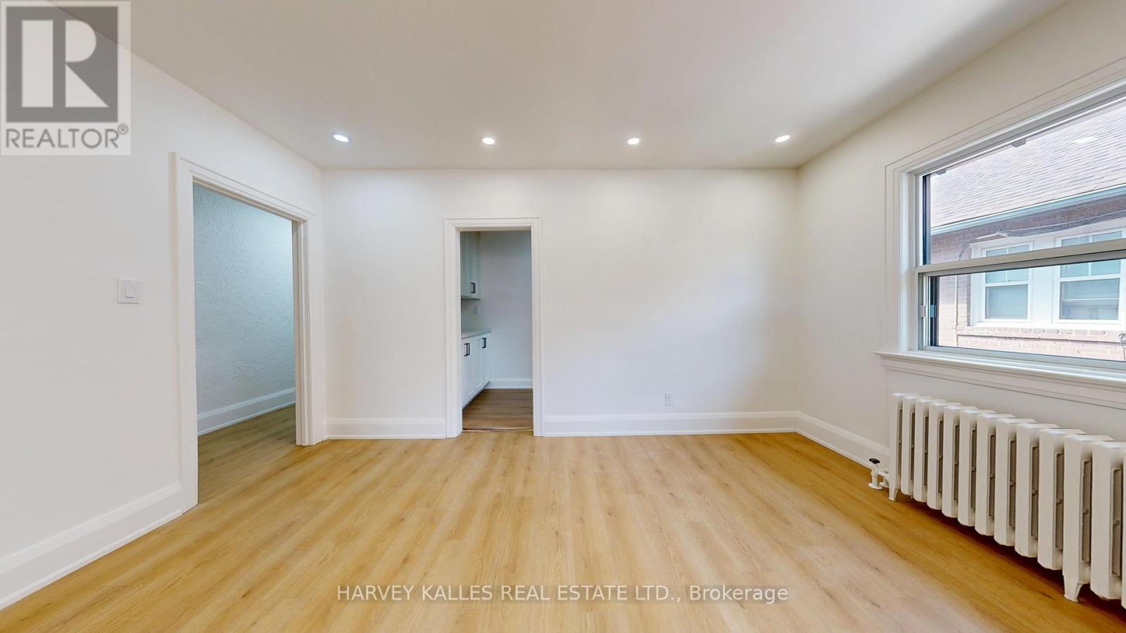 2 - 1216 AVENUE ROAD