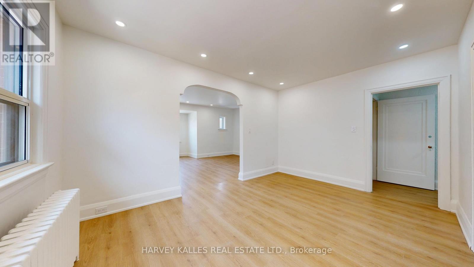 2 - 1216 AVENUE ROAD