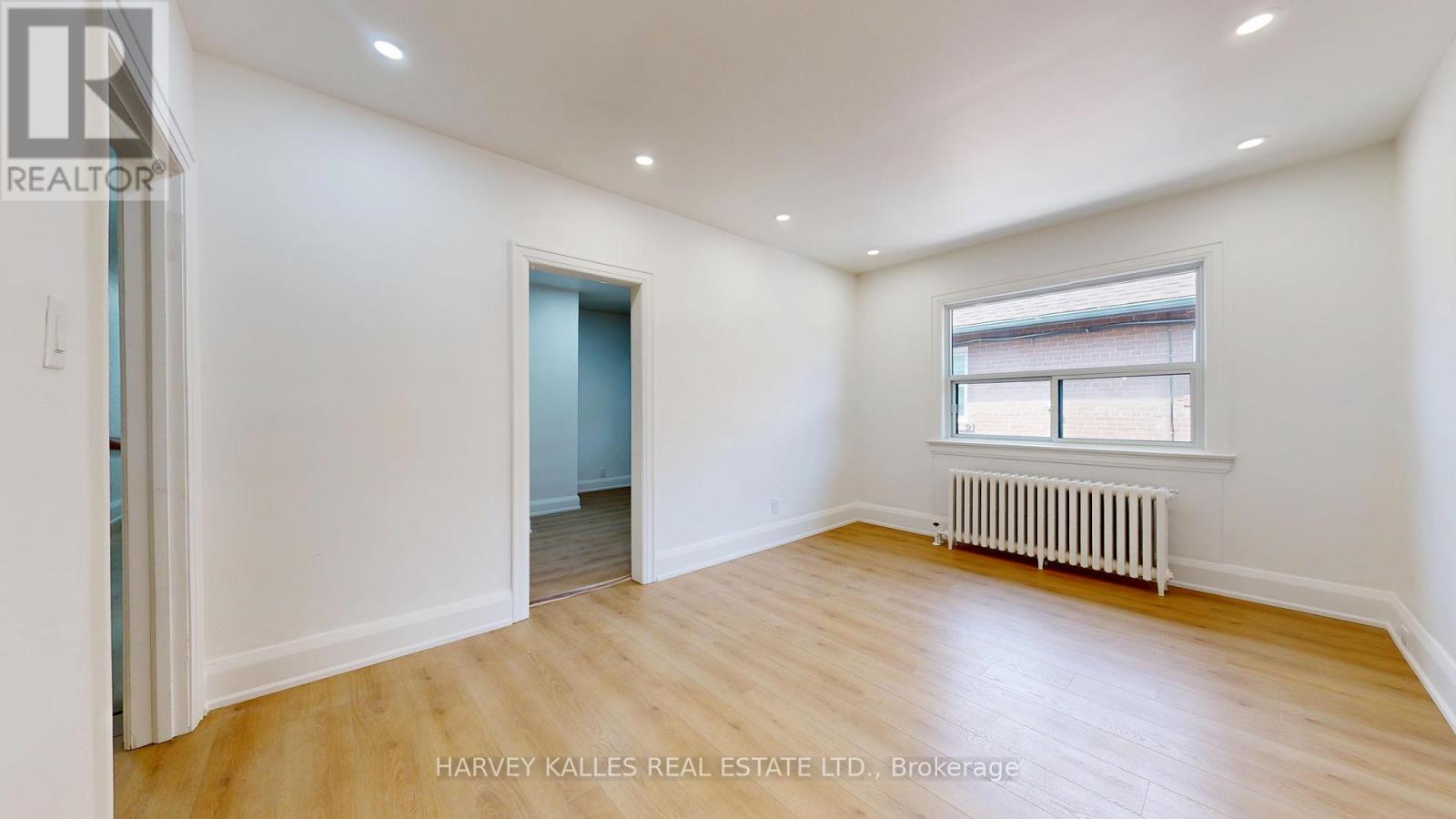 2 - 1216 AVENUE ROAD