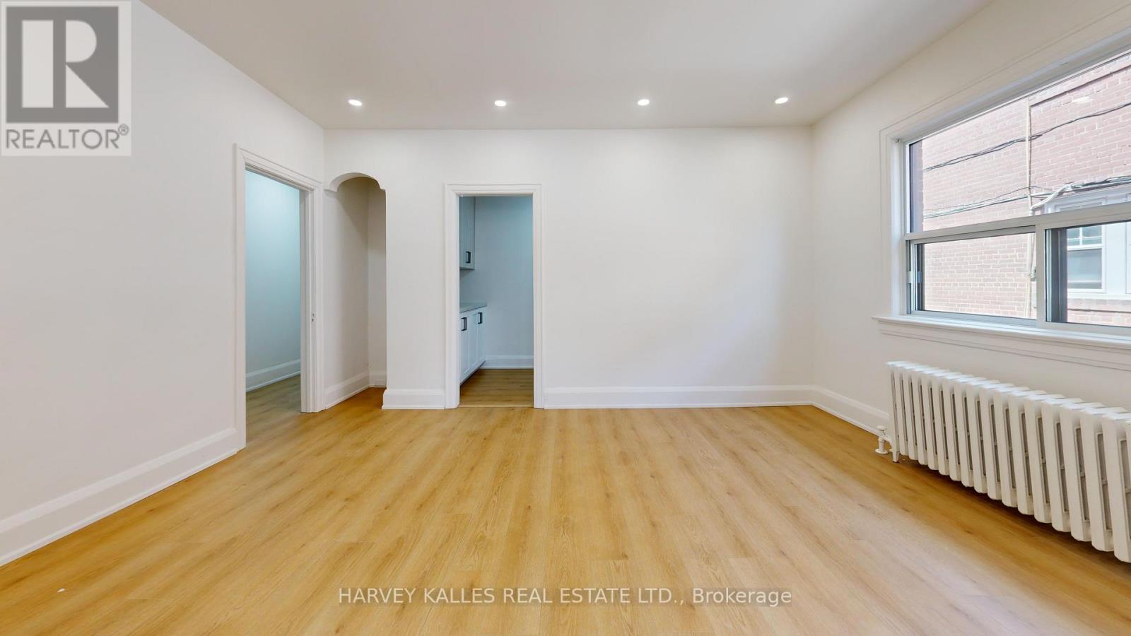 2 - 1216 AVENUE ROAD