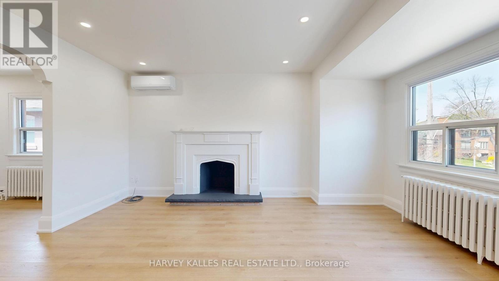 2 - 1216 AVENUE ROAD