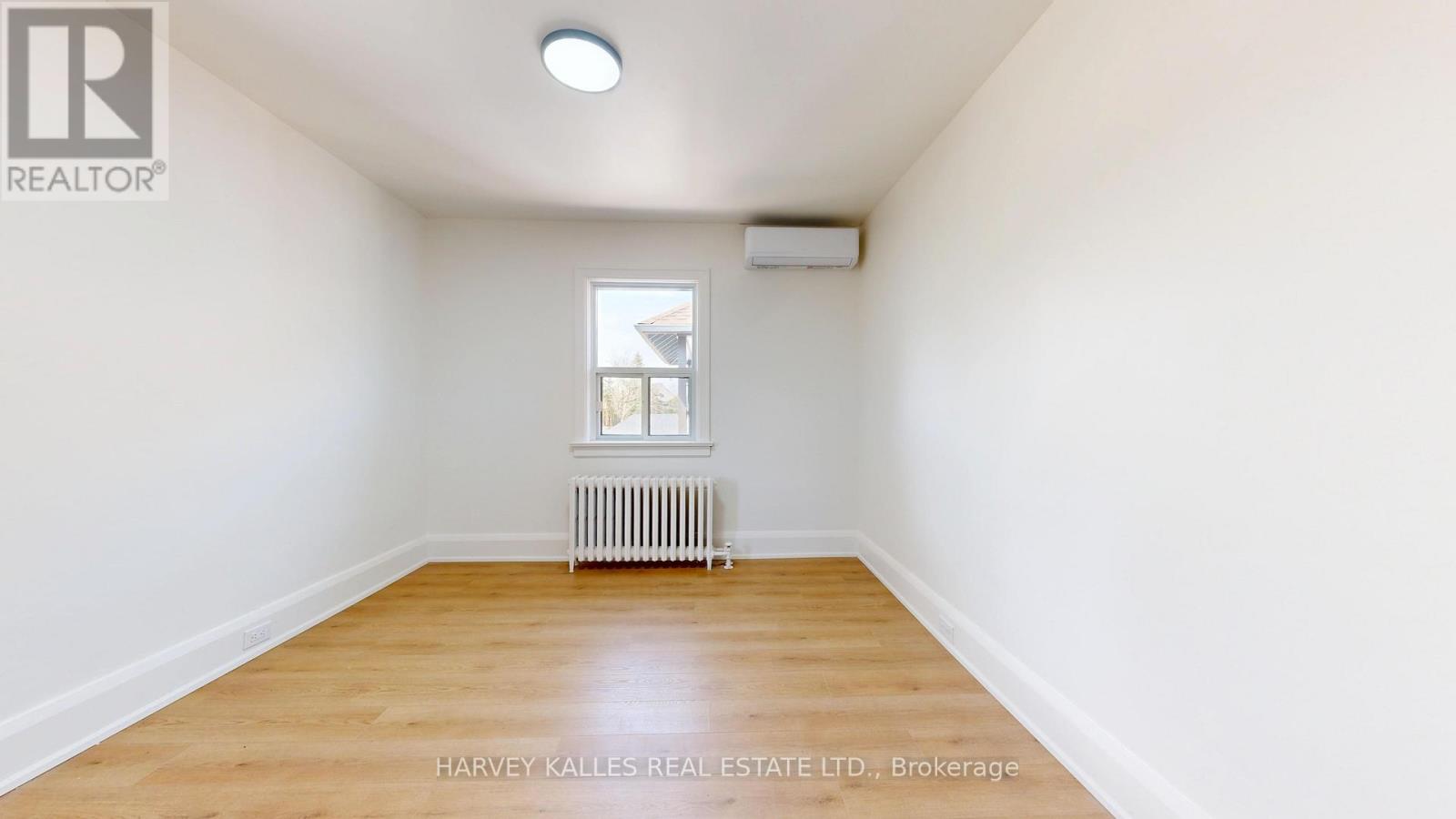 2 - 1216 AVENUE ROAD