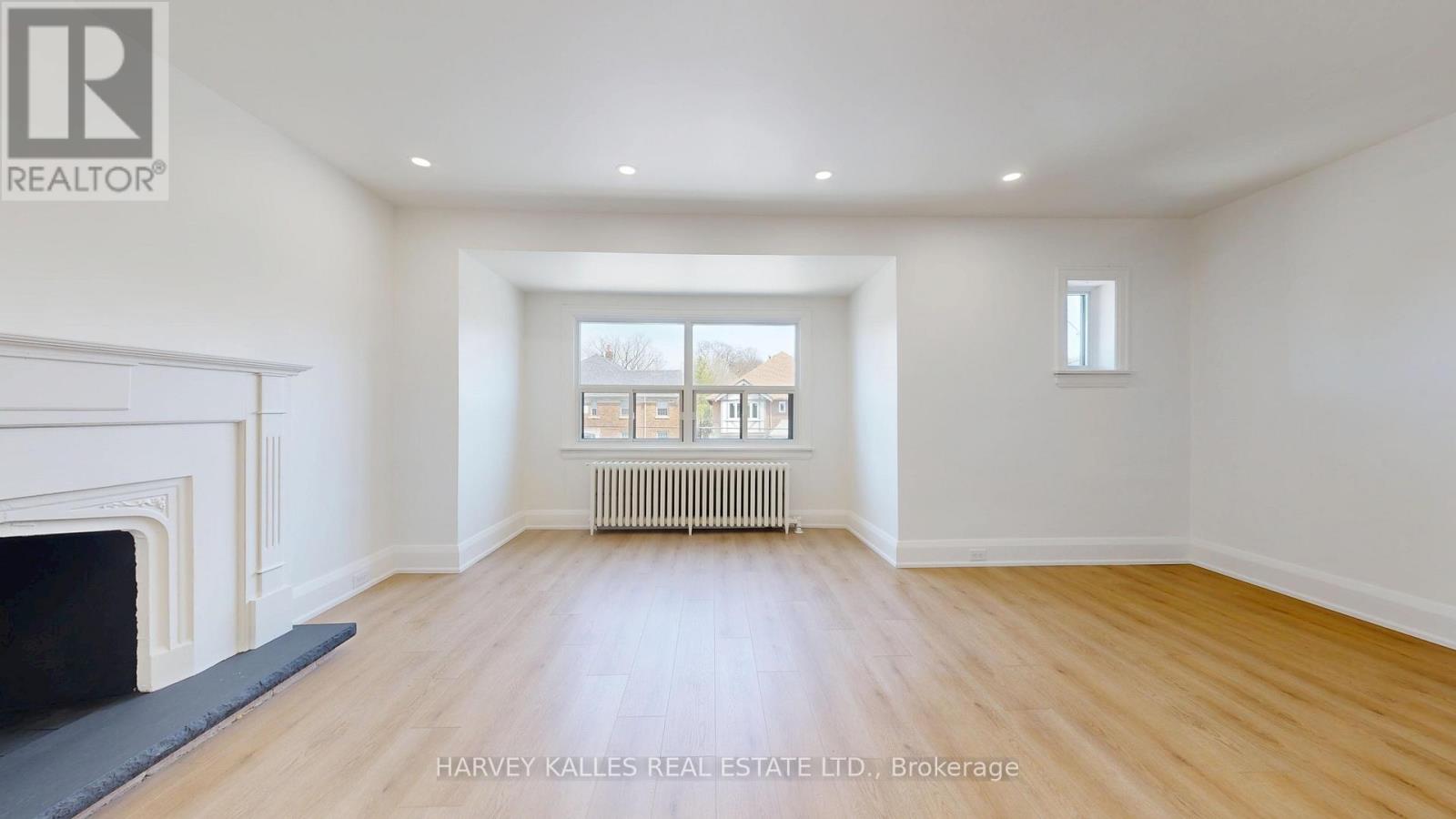 2 - 1216 AVENUE ROAD
