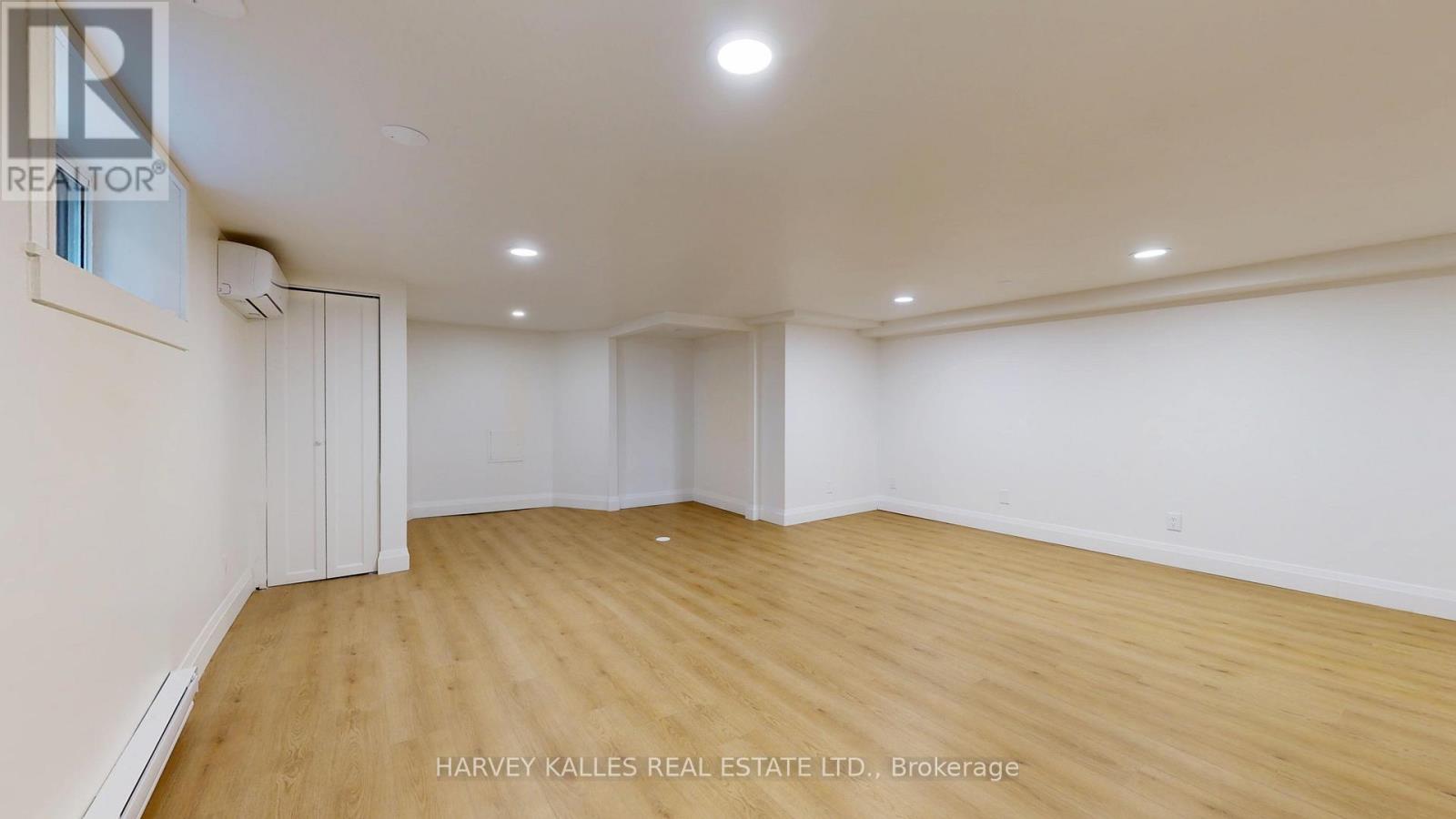 3 - 1216 AVENUE ROAD