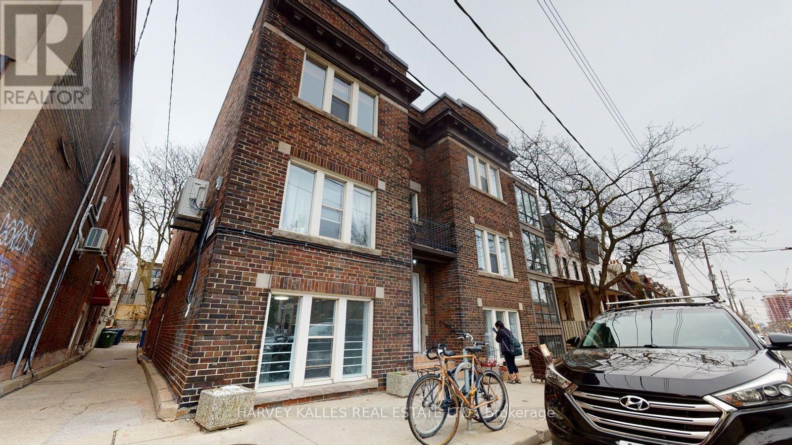 2 - 1065 BATHURST STREET