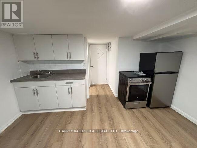 3 - 1215 BATHURST STREET